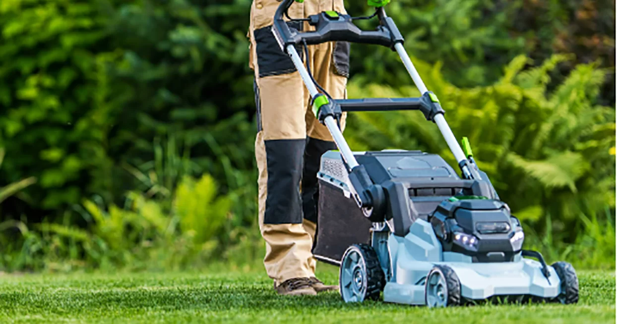 Mowing Robot
