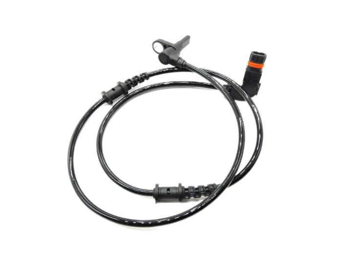 ABS Wheel Speed Sensor 58940-Q2000,Right&Front,for 18 smart runs