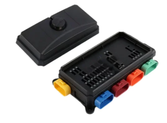 OEM ODM Electrical Appliances Engine Relay Blade Fuse Holder Box with Erecting Tool