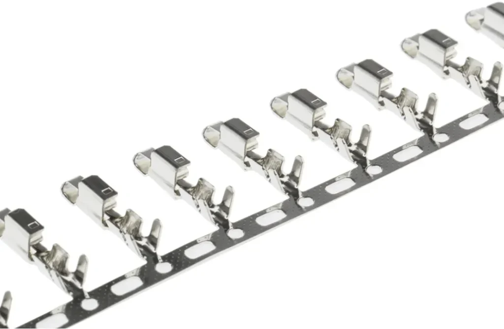 Difference Between Automotive Solder Terminals and Crimp Terminals
