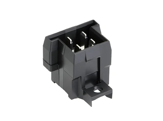 4 pin male wire connector 963357-6